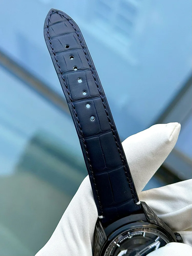 Ulysse Nardin Freak X Carbon